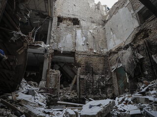 Dag 7 van de oorlog in Oekraïne: 'Langzamerhand sluiten de Russen langs twee kanten Kiev in'