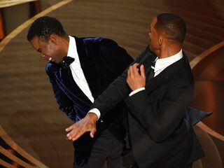 Will Smith wint Oscar, maar wordt herinnerd aan uitdelen van klap