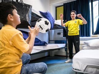 Stand.nl: 'Goede opvang van vluchtelingenkinderen moet de hoogste prioriteit zijn'