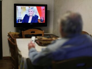 Le Pen wint in overzeese Franse gebieden: 'Men voelt zich in de steek gelaten'