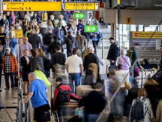 Stand.nl over Schiphol: eerst laaghangend fruit dan draconische oplossingen
