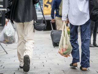 Zorgen om honderdduizenden Nederlanders: 'Hebben geen geld voor eten'