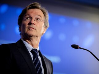 'Overheid te complex. Beleid en uitvoering staan steeds verder van elkaar af'