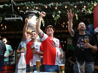 Podcast De Dag: Feyenoorders wachten lang