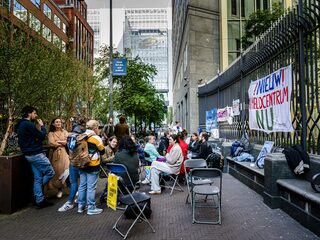 Klapstoelenprotest tegen situatie in Ter Apel: 'Er is een grens overschreden'