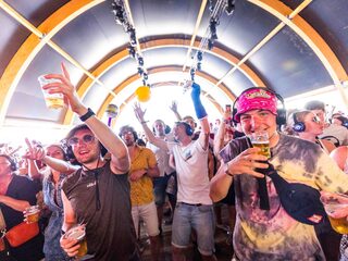 Wat weet je van Zelensky, het boerenprotest en de prijs van een biertje? Speel de nieuwsquiz!