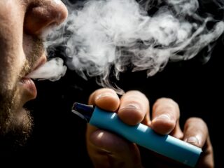 Vape-voorman: 'e-sigaret is geen opstapje naar roken'