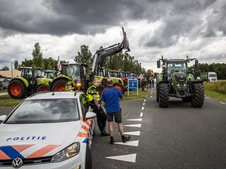 Politie maakt podcast met Extinction Rebellion: oplossing tegen verharding?