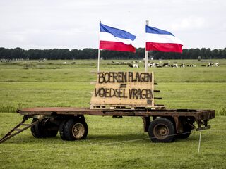 Bart Kemp van Agractie: neem de omgekeerde vlag niet te serieus