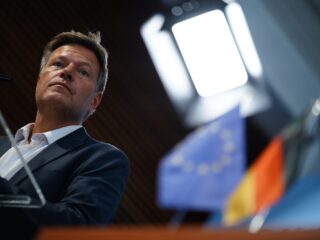 Podcast De Dag: hoe Poetin Duitsland in de tang heeft komende winter