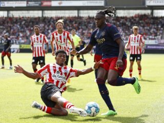 Zoektocht gestart naar mooiste Ajax-gedicht: 'Ajax is gestoeld op poëzie'