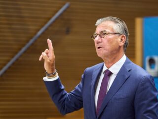 'Selectieve geheugens Jorritsma en Verhagen: ergste is de minachting die ervanaf dampt'