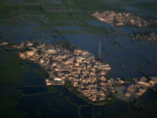 Schade in Pakistan door overstromingen rond de 30 miljard dollar