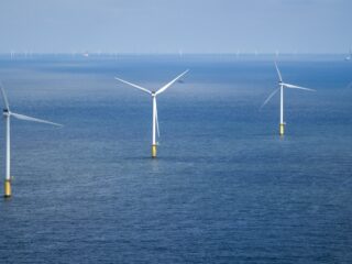 Noordzee als energiecentrale van Europa: zijn gigantische windmolenparken goed idee?