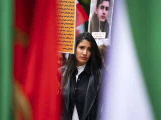 'Vraag niet wat er ná dit regime in Iran komt, laat eerst het regime vallen'
