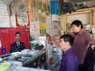 Chinese president Xi begint aan derde termijn: 'Een ramp voor de mensenrechten'