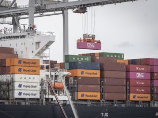 'Toenemende dreiging cyberaanvallen Rotterdamse haven'
