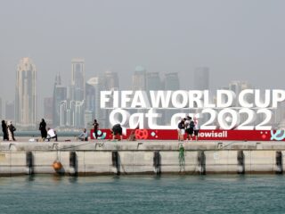 Hoe het komt dat 'Qatar meer de broek aan heeft dan FIFA'