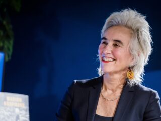 Corona-zelftest mag de kast in, zegt Marion Koopmans