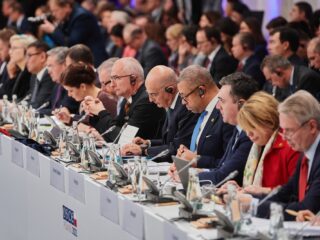 Waarom zit Rusland nog in de OVSE? 'Allerlei bureaucratische regels'