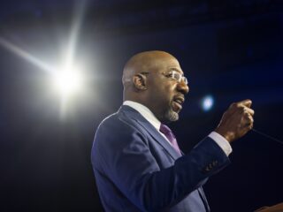 Democraten verstevigen meerderheid Senaat met winst in Georgia