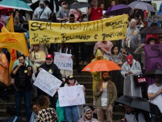 Brazilianen demonstreren tegen bestorming: 'Ging ook voor veel Bolsonaro-aanhangers te ver'