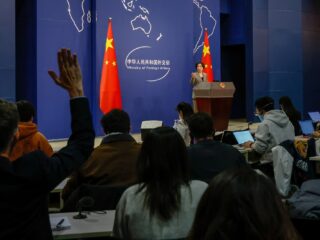 Buitenlandse journalisten in China hebben het lastig: 'Mensen durven niet te praten'