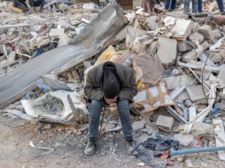 Aardbevingsslachtoffers opvangen? 'Met Oekraïners hebben we gezien dat snelle humanitaire opvang kan'