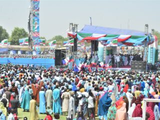 'Gidsland Nigeria zet zich schrap voor verkiezingen'