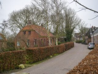 Geachte Voorzitter: Waarom wordt de Randstad voorgetrokken ten opzichte van Groningen?