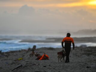 Podcast De Dag: van redden naar weren, bootvluchtelingen en Italië