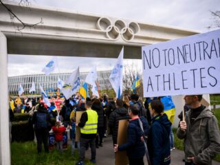Mogen sporters uit Rusland en Belarus meedoen aan internationale wedstrijden?