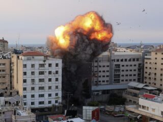 'Onthutsend' dat Israël aanval niet aan zag komen, zegt Mart de Kruif