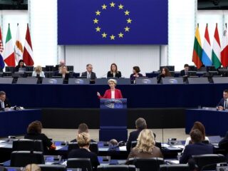 Stand.nl: 'Een handelsoorlog kent alleen maar verliezers'