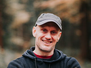 Pieter Koolwijk wint de Gouden Griffel: 'Mijn ADHD is mijn superkracht'