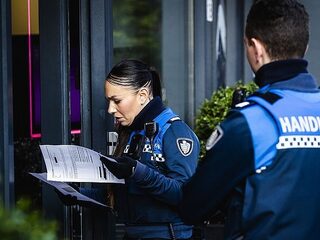 Boa's in Arnhem mogen werken met hoofddoek, keppel of tulband, BOA-Bond niet blij