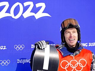 Snowboardlegende White houdt zicht op afscheid in stijl: 'Ik geniet van elk moment'