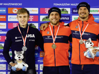 Dijs verrast bij wereldbekerfinale, Otterspeer verzekert zich van wereldbeker