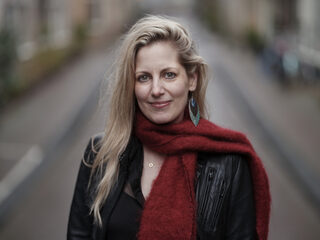 Eva Rovers: Politieke verandering is aan ons