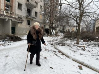 Laatste bewoners van Bachmoet: 'Wij leven dichtbij de dood'