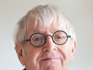 De 93-jarige Dolf Verroen schrijft nog steeds. 'Ik durf een boel niet, maar als het erop aankomt, durf ik alles'