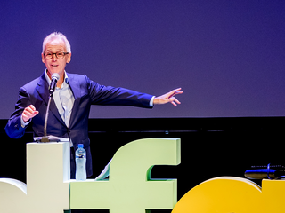 Pjotr Sauer: ‘Mijn vader is ondanks alles nooit cynisch geworden’