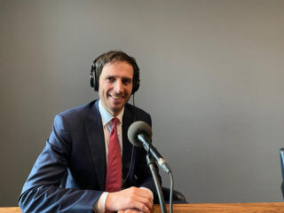 Killerrobots op het slagveld? Minister Hoekstra wil dit schrikbeeld wegnemen