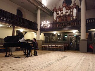 Humor die meesterpianist Thomas Beijer op de piano niet kwijt kan, verwerkt hij in filmpjes over aardappels