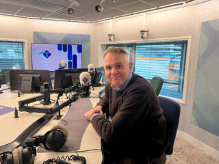 Jennes de Mol (ambassadeur in Oekraïne) komt even op adem: 'Praten helpt'