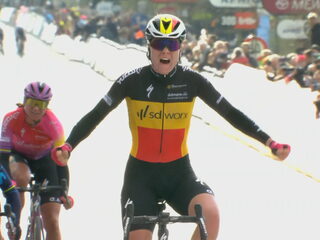 Belgisch kampioene Lotte Kopecky de beste in Ronde van Vlaanderen