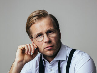 Noem Leo Alkemade geen cabaretier: 'Nu ben ik zanger. Dat staat bovenaan'