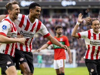 PSV heeft weinig moeite met NEC