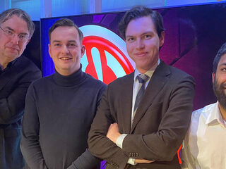 'Jongeren worden steeds rechtser' - Podcast Ongehoord Nieuwscafé