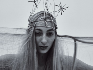 Zangeres S10: 'Ik vind het helemaal niet erg om eenzaam te zijn'